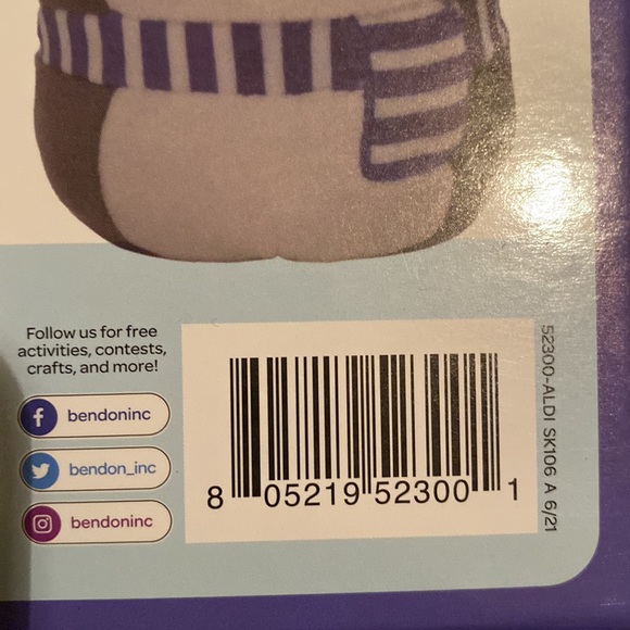 Squishmallows First Snow Book Aldi Gift Set Christmas Penguin Fox Polar Bear - Picture 3 of 3